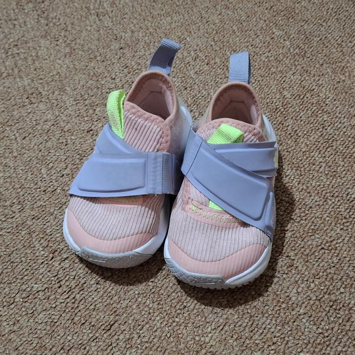 Nike Flex Advance SE Floral - Sepatu Anak Nike