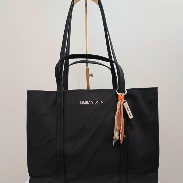 Nwt tas B*imba Y Lola Zip Shopper Large Nylon Bag Black authentic new model