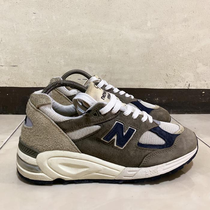 New Balance 990 V2 Teddy Santis (M990GB2) Grey Blue Tan/Asics Gel Kayano 14 New Balance 990 V1 V2 V3