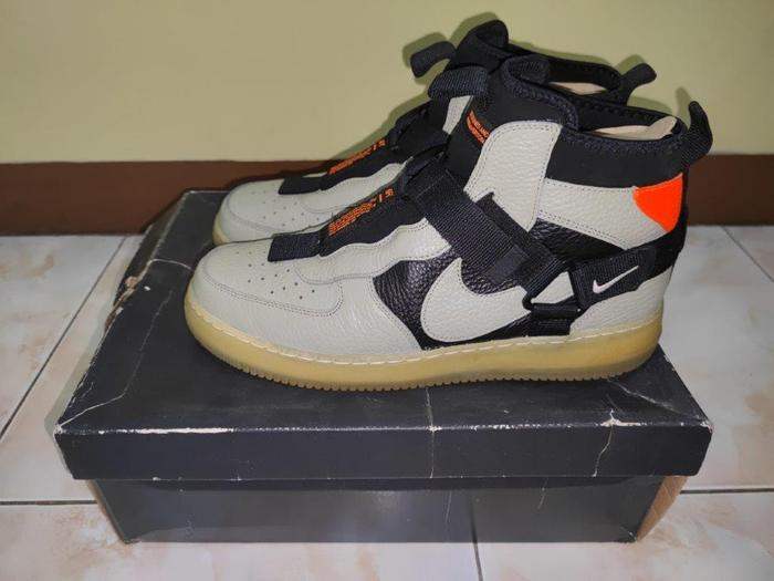 AF1 Mid Utility FogSize 47.5/31cm,  (2ND 95%, Kondisi Box 80%)