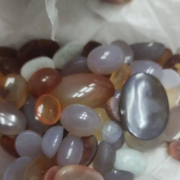 Promo Bahan Batu Bacan Wayaua dan Obi berat 200gram Berkualitas