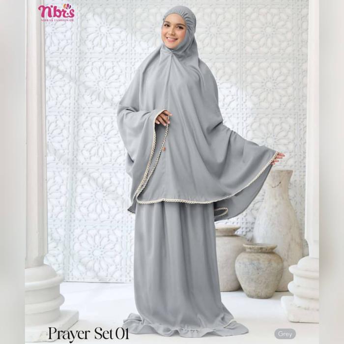 Nibras Mukena Prayer Set 01 Grey Abu Muda Nylon Polymicro Pouch Zipper Polos Simpel Adem Ringan Nyam