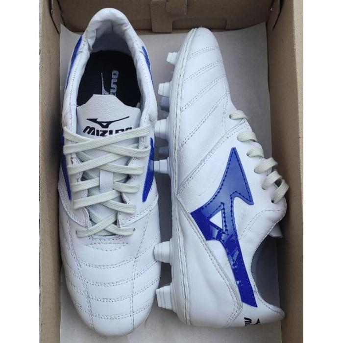 SEPATU BOLA KULIT SUDAH DI JAHIT/SOL,JAHITAN MANUAL HASILNYA RAPI,SANGAT KUAT,RINGAN AWET.