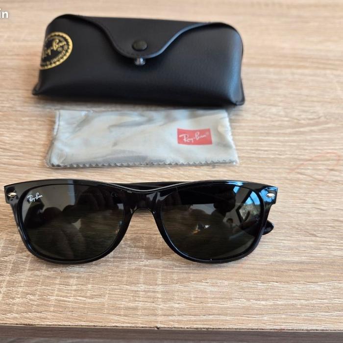 Kacamata Rayban New Wayfarer RB2132 Black Glossy Second Original