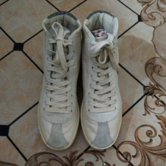 SEPATU C0AxxxCH BOOTS SNEAKERS