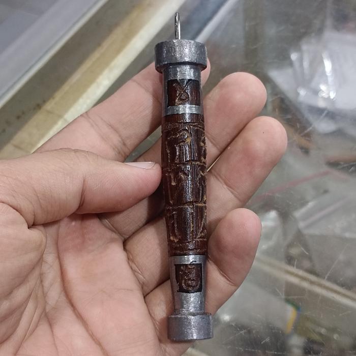 kalung cemeti-ali kayu ulin isian luar dalam