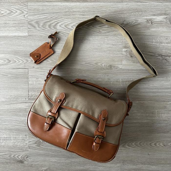 Tas camera sling Bag Butterfly (tas crumpler, porter, eiger, herschel, Fjallraven, billingham, herri