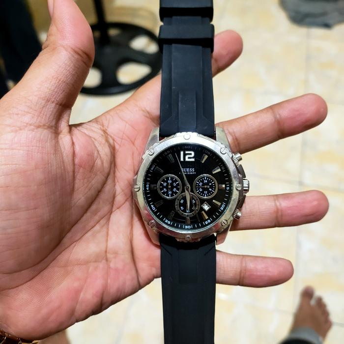jam second guess pria chronograph