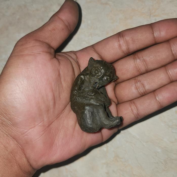 warisan trun temurun barang kuno banget aneh angker sangat antikk unik babget wingit