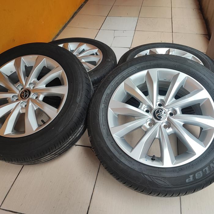 velg oem ori nya zenix ring 17 ban ukuran 215 60 R17 merk Dunlop bisa untuk Innova APV Terios rush