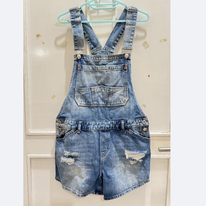 overall jeans pendek pull&bear denim
