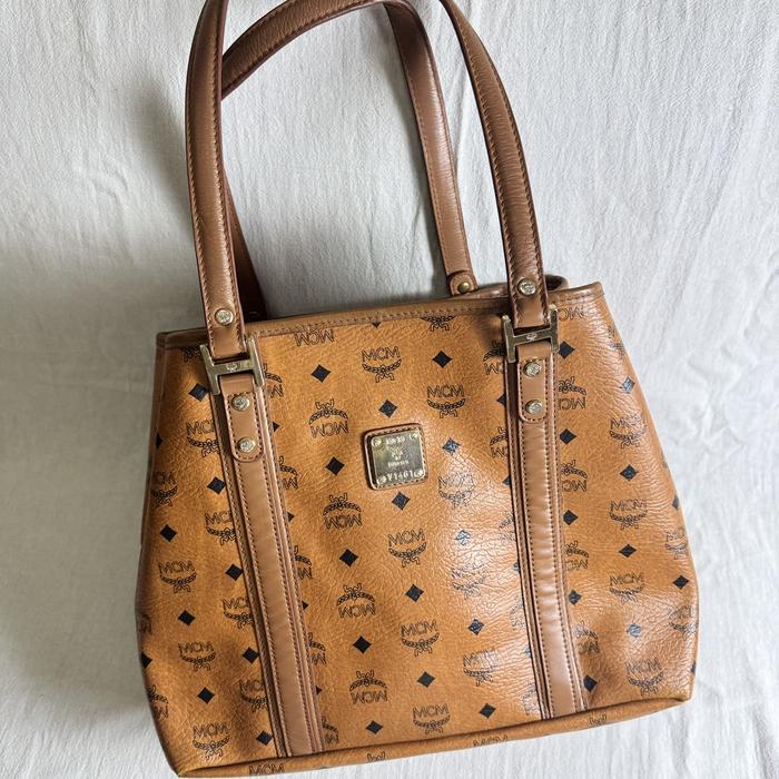 MCM** COGNAG VISETOS SHOPPER TOTE BAG PRELOVED BRANDED