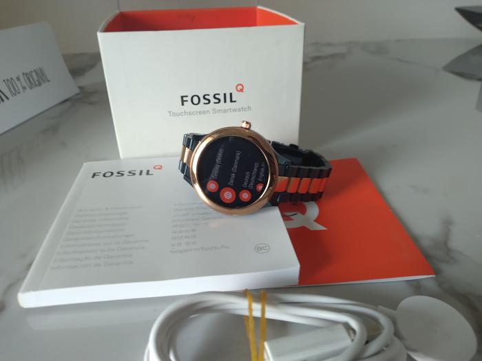 Jam Fossil Smartwatch Gen 3 Navy Preloved