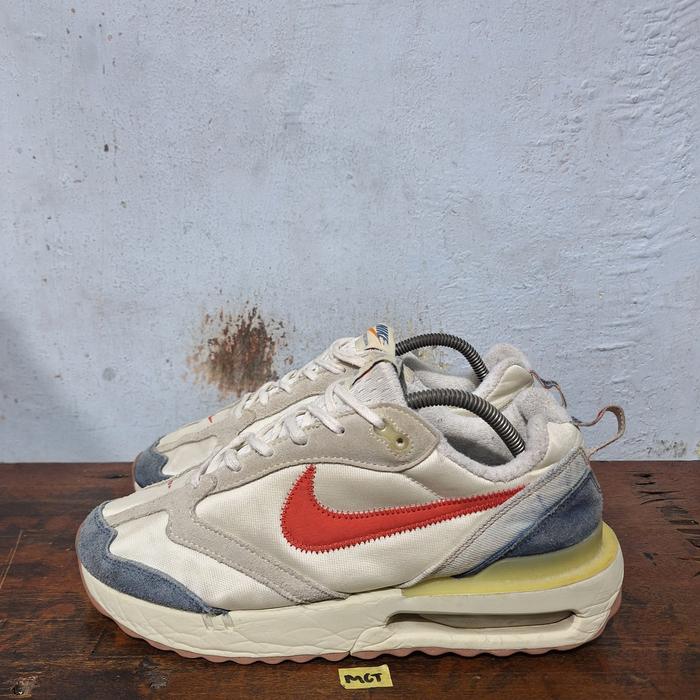 Sepatu second original Nike airmax Dawn size 42,5