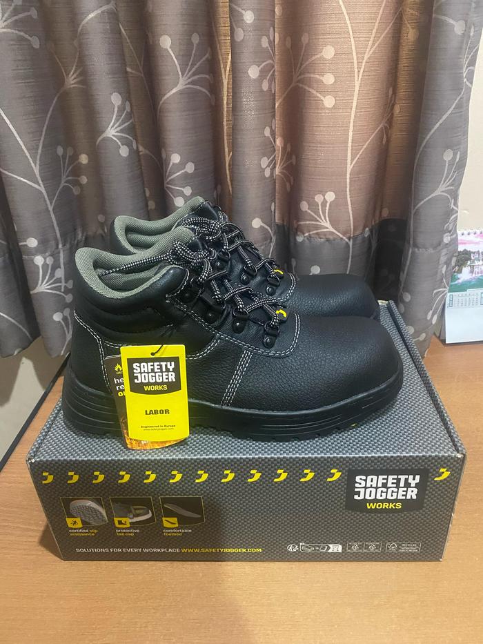 Sepatu Safety Jogger Labor Black S3 SRC HRO