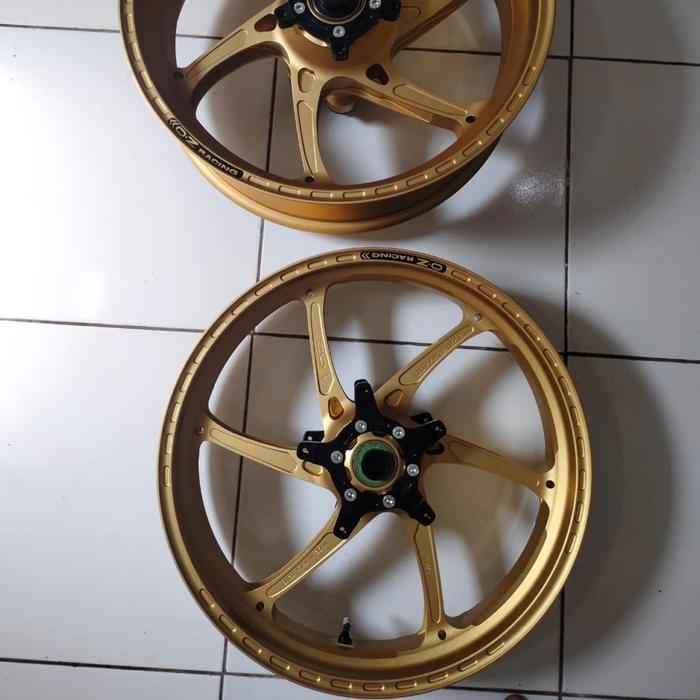 VELG OZ YAMAHA R1 ORIGINAL (BOX HILANG)