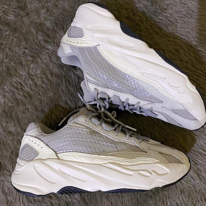 Adidas Yeezy 700 V2 Static