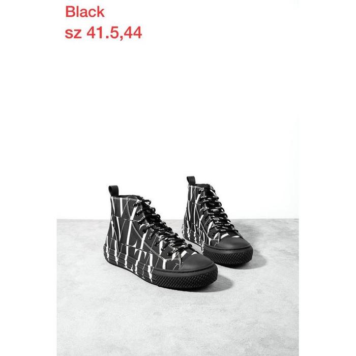 VALENTINO VLTN TIMES HIGH TOP SNEAKER ORIGINAL READY STOCK