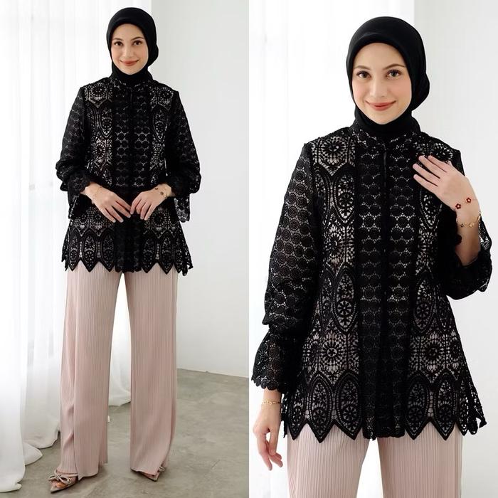 Aisha Blouse Size S - By Sarah The Label