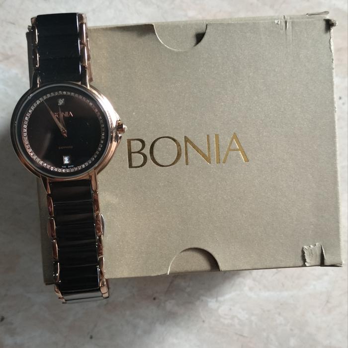 Jam tangan perempuan Bonia