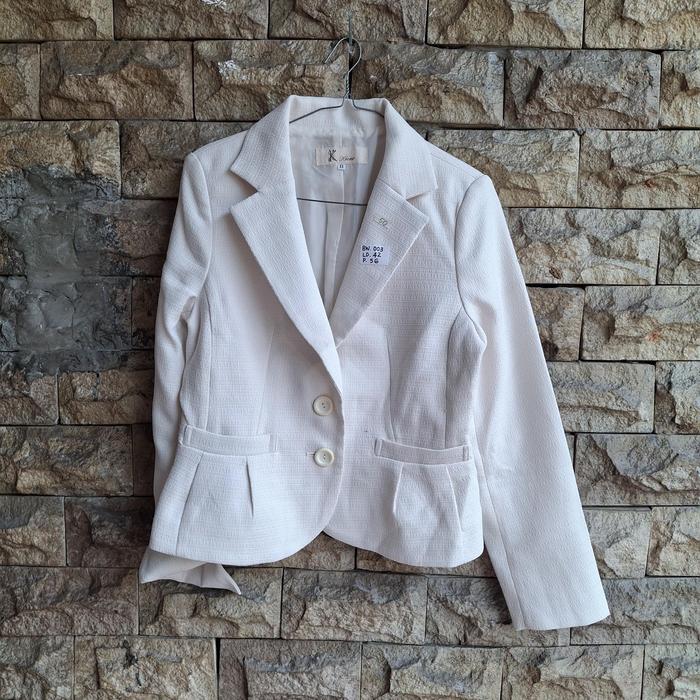 THRIFT SECOND HAND PRELOVED OUTERWEAR WANITA BLAZER SERBA 50K
