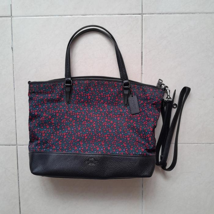 Tas wanita COACH second motif bunga