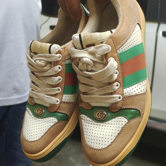 sepatu snickers gucci original