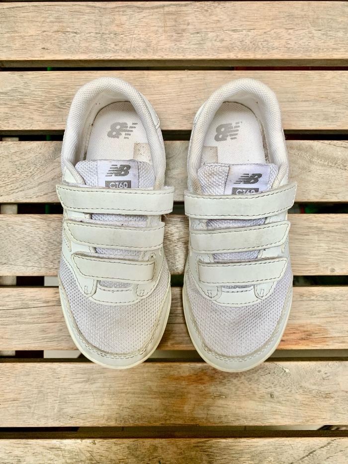 Sepatu Anak New Balance CT60 warna Putih