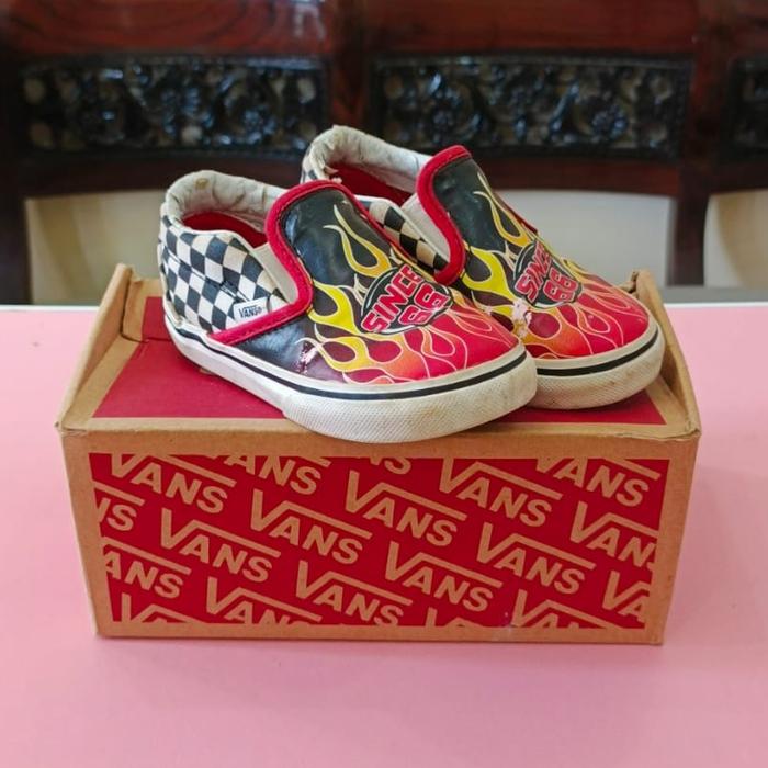 (Preloved) Sepatu Anak Vans Slip On Race Flame Size 23,5 100% Original