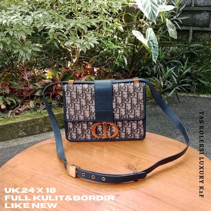 Tas wanita preloved CristianDioro**, mulus