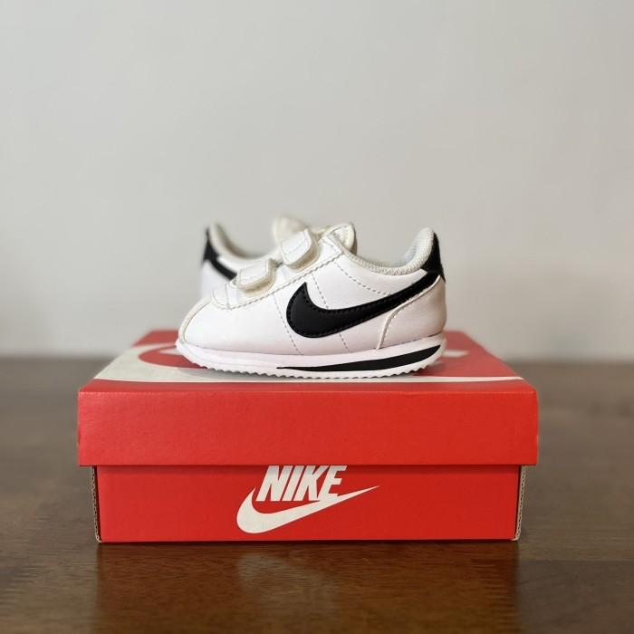 Nike Sepatu Anak Original Cortez Basic SL TDV Hitam Putih untuk Toddler 18 Bulan Size 11cm US 5C