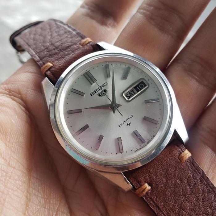 Seiko 5 Automatic 5126-8020 Jam Tangan Pria Analog