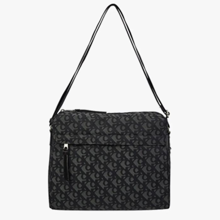 Calvin Klein (Original) Monogram Shoulder / Sling Bag Pria - Black
