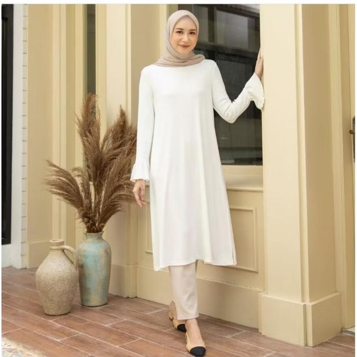 Sweater tunik white heaven lights