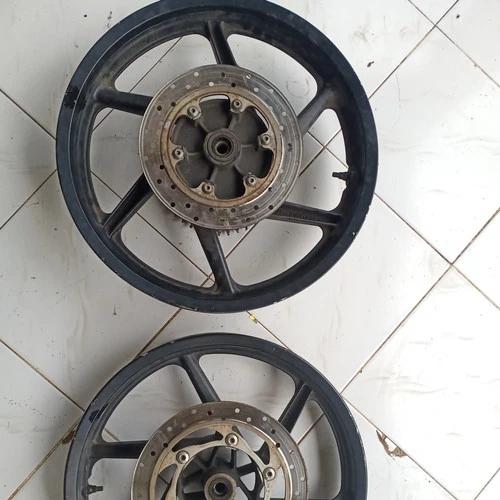 velg depan pulsar 220 l/180ug4/200dtsi copotan original