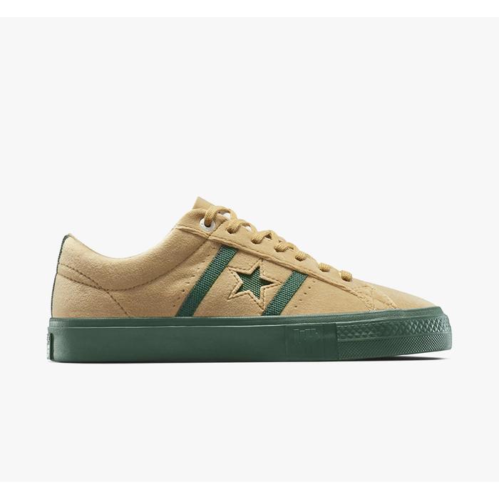 SEPATU CONVERSE X UNDEFEATED ONE STAR ACADEMY PRO CREAM SNEAKERS ORIGINAL