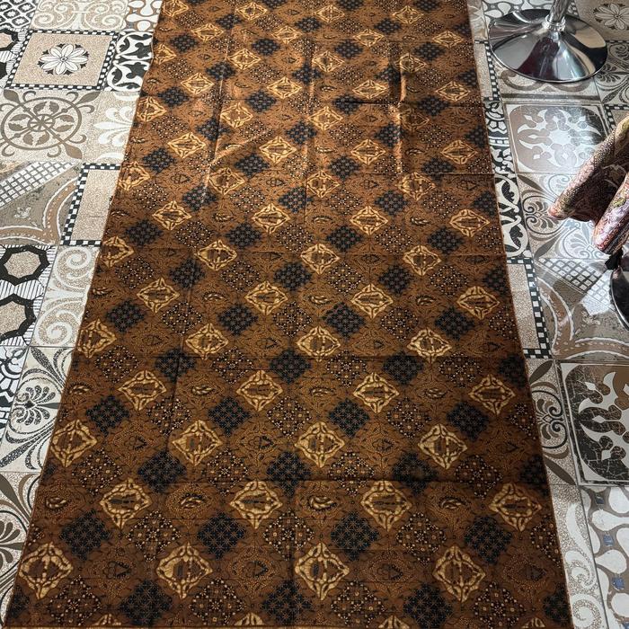 Kain batik tulis sidomukti