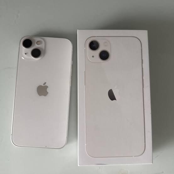 Apple Iphone 13 Putih Starlight Dengan Dus Invoice Garansi Dan Tempered Glass Gratis Kondisi Mulus T