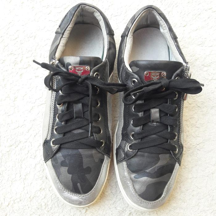 Sepatu Mcm Pria Size 41  Kulit Asli
