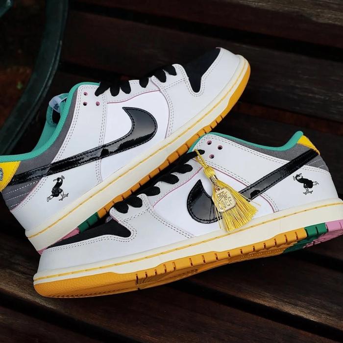 Nike SB Dunk Low Pro x CSEF White Multicolor Original
