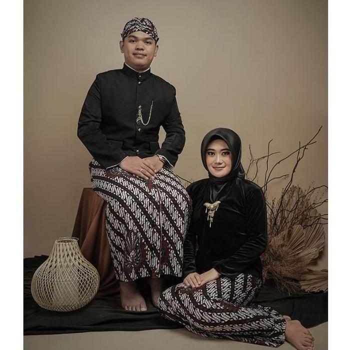 Baju Prewed INSTAN / Baju Couple / Baju Adat Jawa - JOGJA (FREE BENGGOL BESKAP) RVD