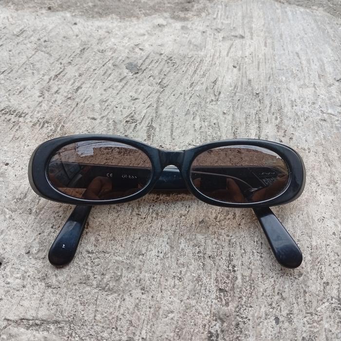 vintage guees 798 black sunglasses