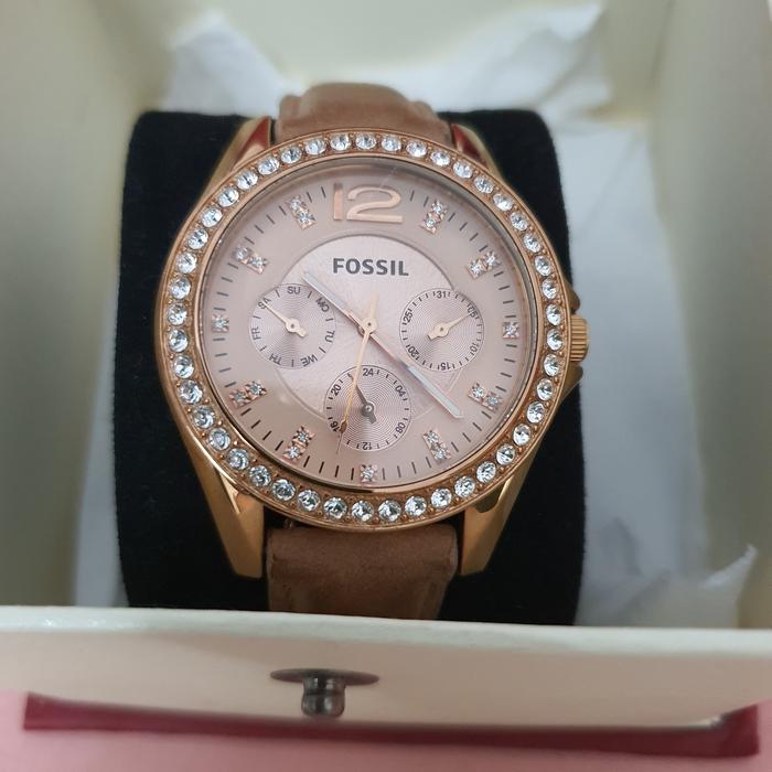 Jam tangan wanita Preloved "fossil Riley"
