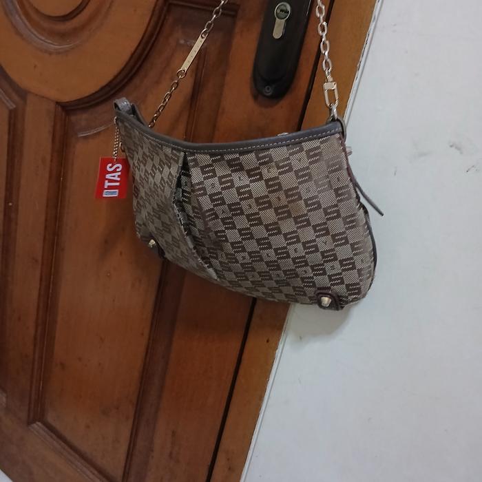 sisley tote rantai kanvas mix kulit