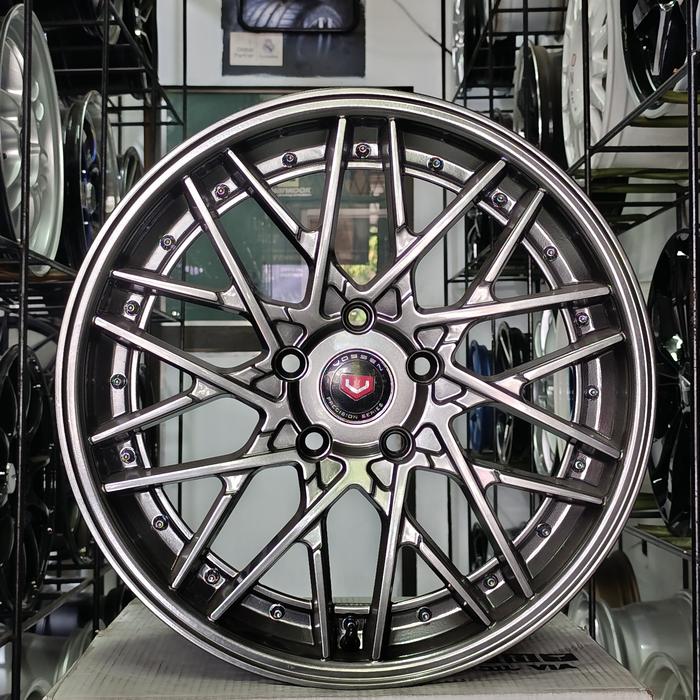 Velg Vossen R17 Pcd 5 x 114 Lebar 7.5