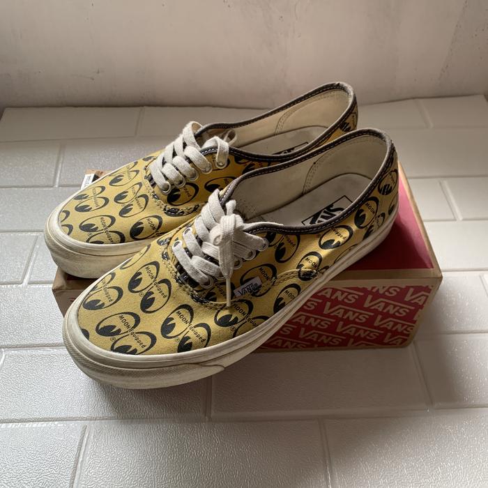 Vans Mooneyes Yellow authentic 44 DX Anheim Resmi PT NAVYA