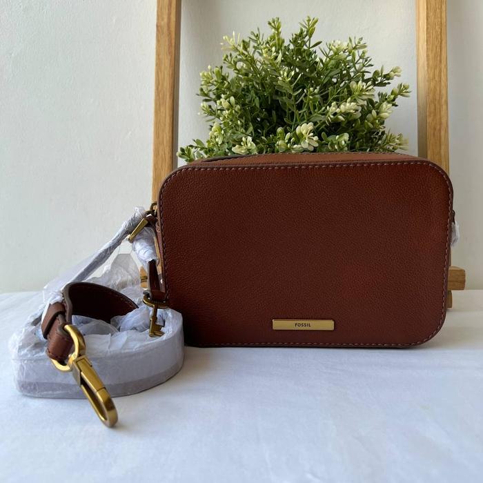 tas wanita fossil bryce small crossbody med brown mm