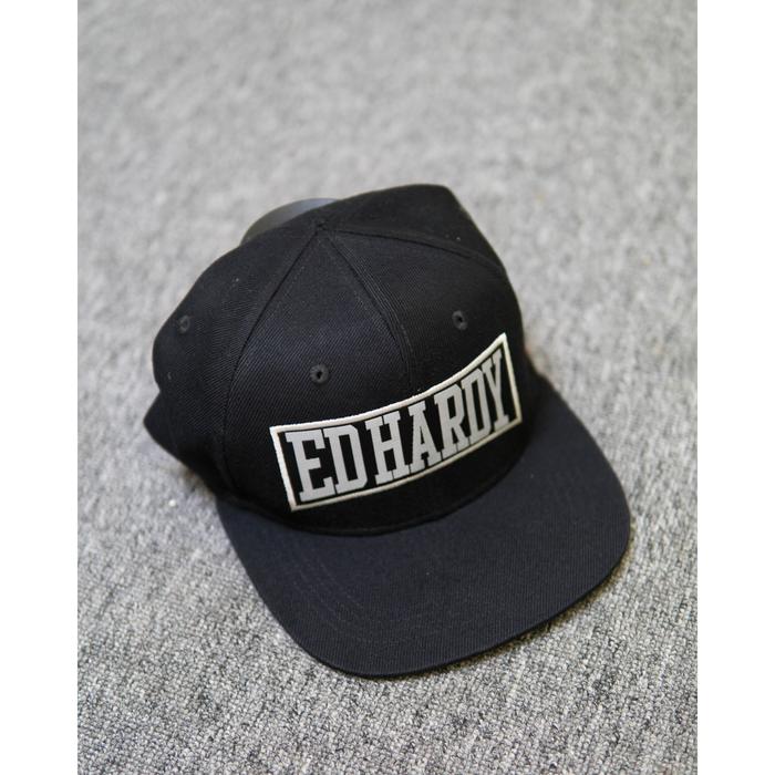Cap Ed Hardy Color Black.