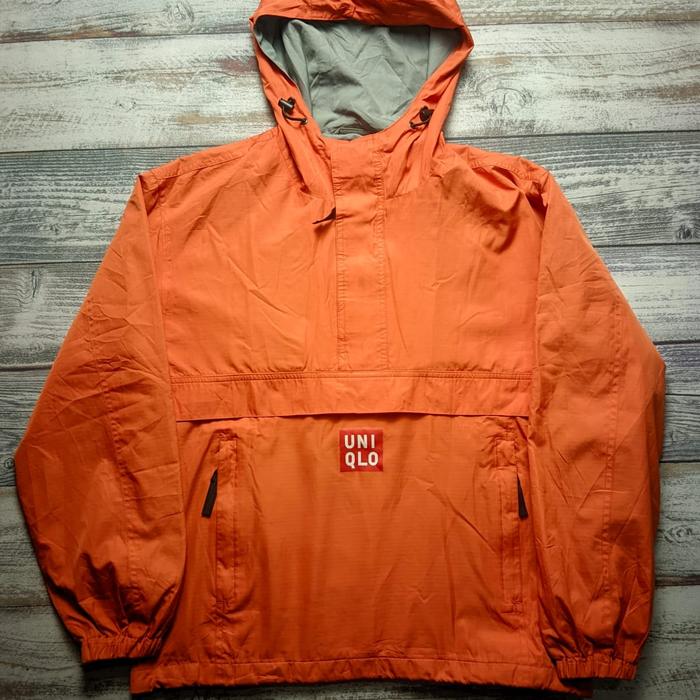 Jaket Outdoor Uniqlo Anorak Second Branded