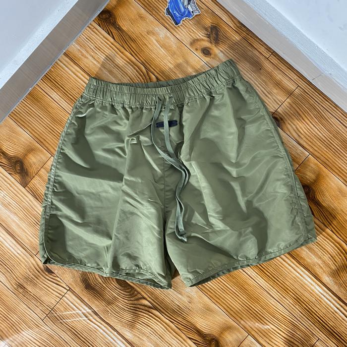 CELANA PENDEK FEAR OF GOD SECOND size M